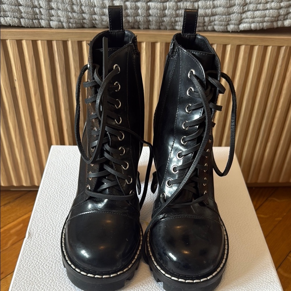 Black Lace-Up Women's Boots